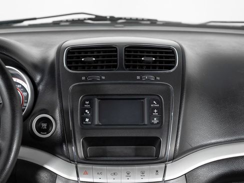 Used 2016 Dodge Journey SXT w/ Comfort/Convenience Group image 36