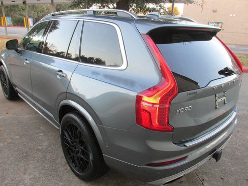 Used 2016 Volvo XC90 T6 Momentum w/ Protection Package Plus image 5