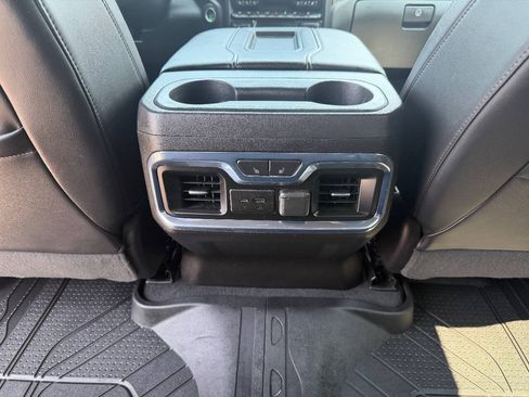 Used 2020 Chevrolet Silverado 1500 High Country AWD/4WD image 21