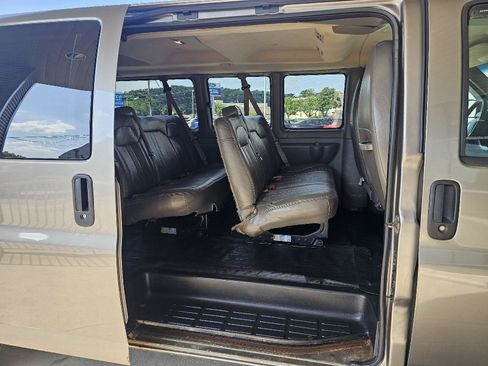 Used 2012 Chevrolet Express 3500 LS w/ Power Package RWD image 13