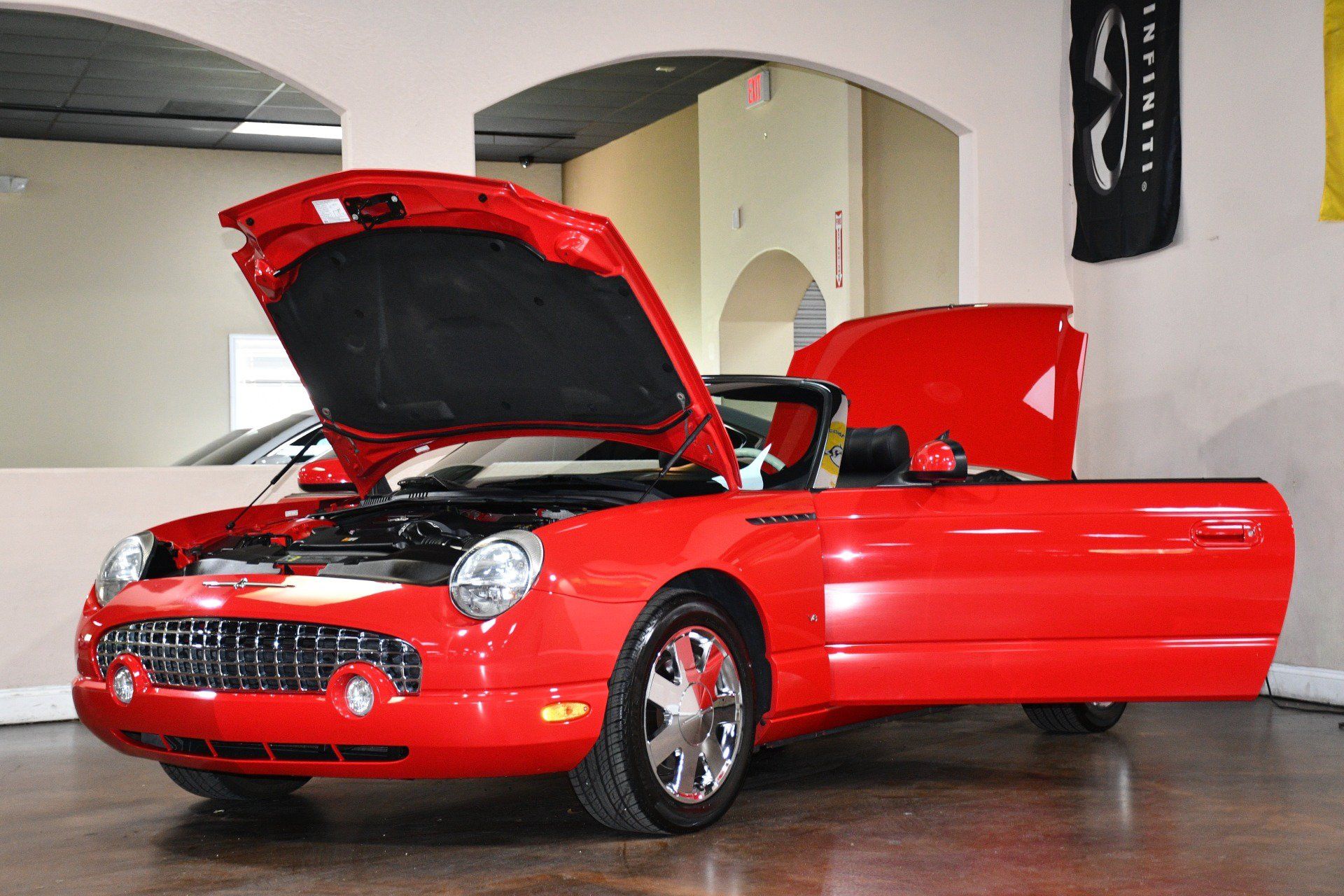 Used 2003 Ford Thunderbird RWD image 90