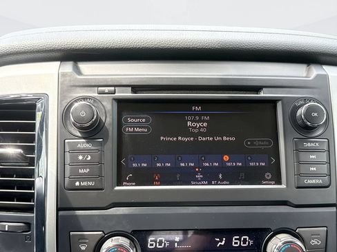 Used 2019 Nissan Titan SV w/ SV Convenience Package AWD/4WD image 12
