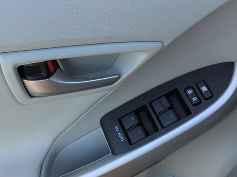 Used 2015 Toyota Prius Four FWD image 14