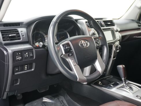 Used 2016 Toyota 4Runner Limited RWD image 11