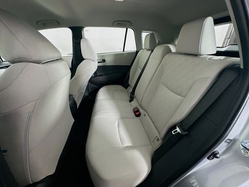 Used 2024 Toyota Corolla Cross L image 27