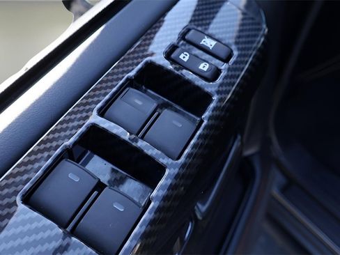 Certified 2023 Toyota 4Runner TRD Off-Road image 9