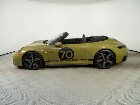 New 2026 Porsche 911 GTS RWD image 2