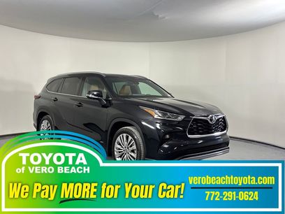 Used 2025 Toyota Highlander Platinum