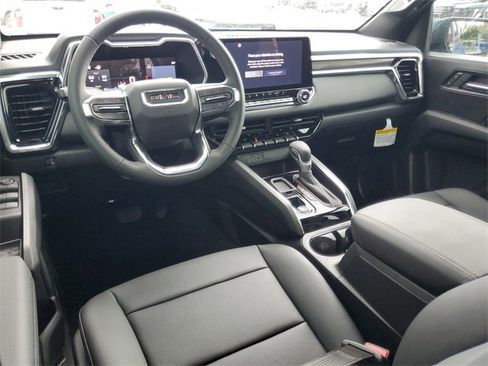 New 2025 GMC Canyon Elevation w/ Convenience Package image 7