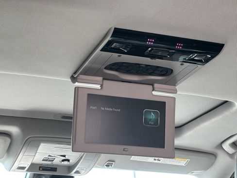 Used 2020 Chevrolet Tahoe LT image 23