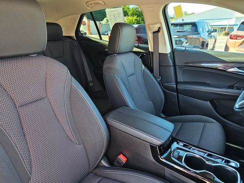 Used 2022 Buick Envision Preferred AWD/4WD image 22