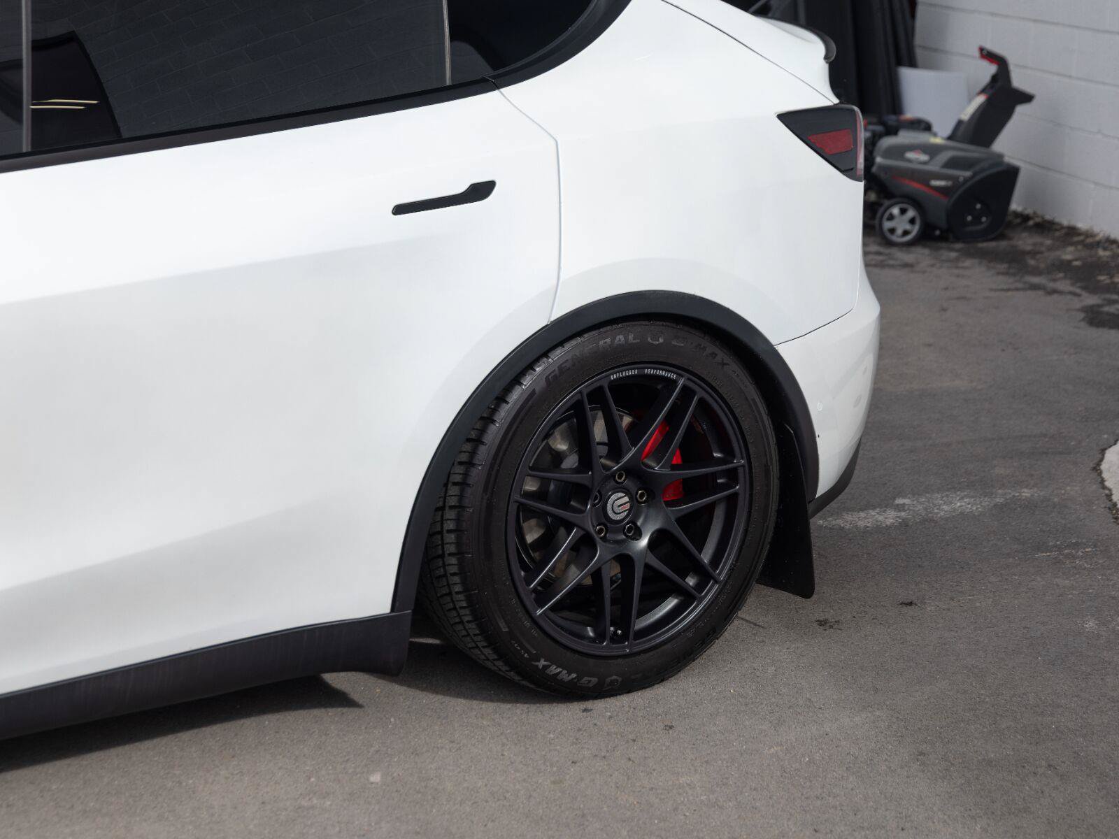Used 2020 Tesla Model Y Long Range AWD/4WD image 7