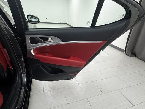 Used 2023 Genesis G70 2.0T w/ Sport Prestige Package image 15