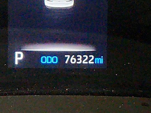 Used 2023 Toyota Sienna LE FWD image 14
