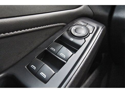 Used 2024 Chevrolet Traverse LT image 16