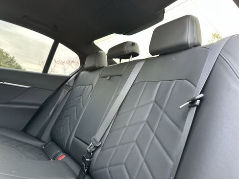 Certified 2024 BMW 530i xDrive w/ Premium Package image 22