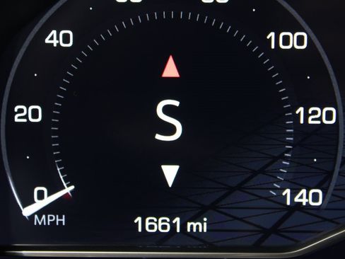 Used 2025 GMC Sierra 2500 AT4 image 12