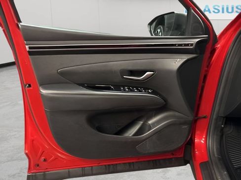 Used 2023 Hyundai Tucson Limited AWD/4WD image 15