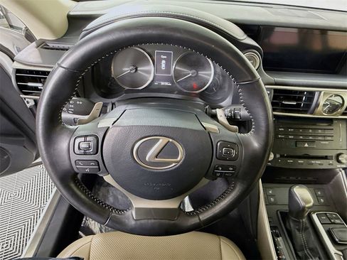 Used 2018 Lexus IS 300 AWD w/ Premium Package image 21