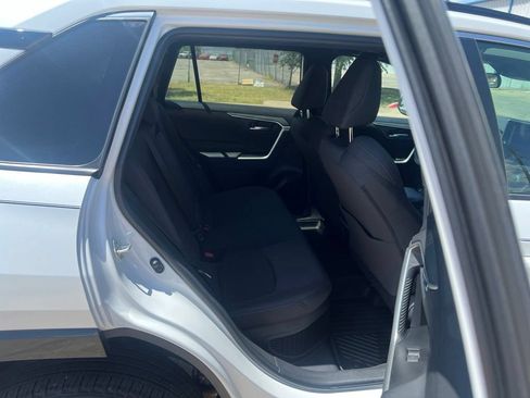 Used 2023 Toyota RAV4 SE AWD/4WD image 16