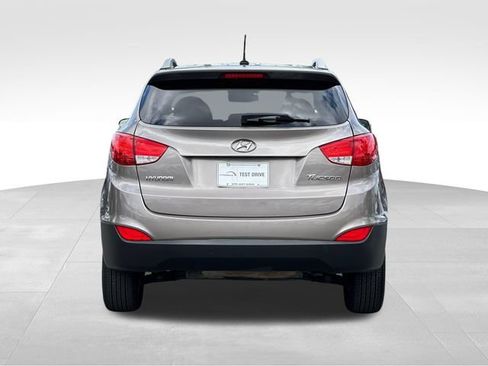 Used 2013 Hyundai Tucson GLS FWD image 4