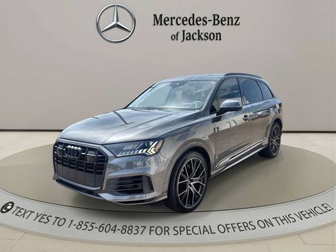 Used 2022 Audi Q7 3.0T Prestige w/ Prestige Package AWD/4WD image 1