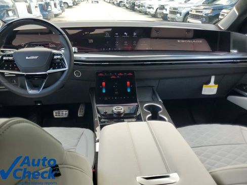 Used 2026 Cadillac Escalade V w/ LPO, ONYX Package AWD/4WD image 17