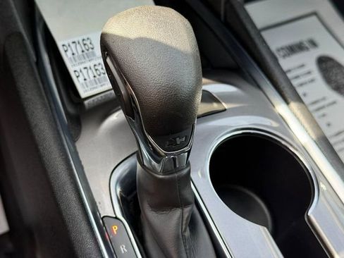Used 2023 Chevrolet Malibu LT FWD image 23