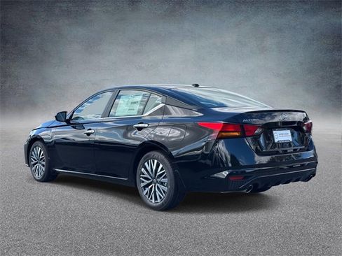 New 2025 Nissan Altima 2.5 SV w/ SV Premium Package image 4