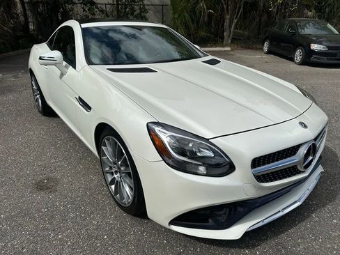 Used 2020 Mercedes-Benz SLC 300 image 3