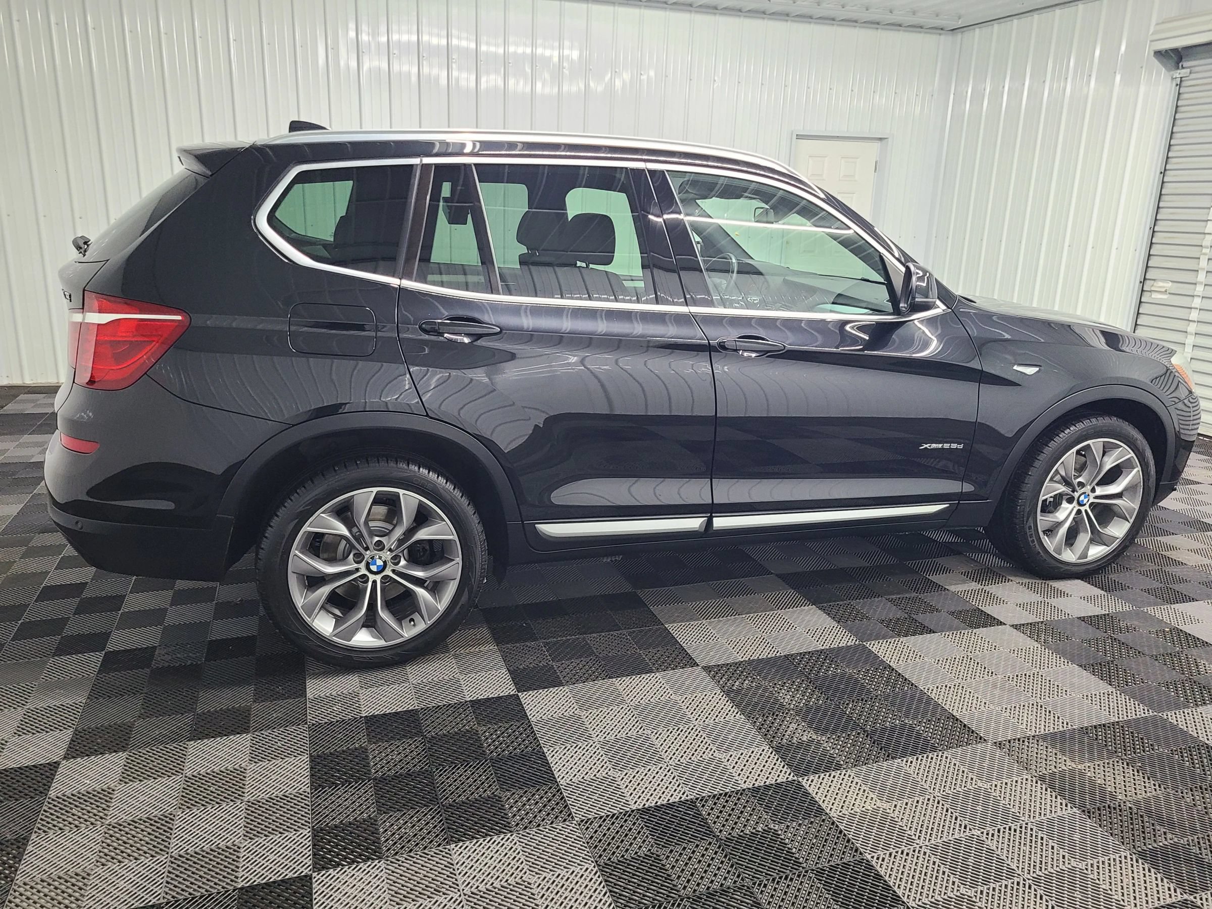 Used 2016 BMW X3 xDrive28d AWD/4WD image 12