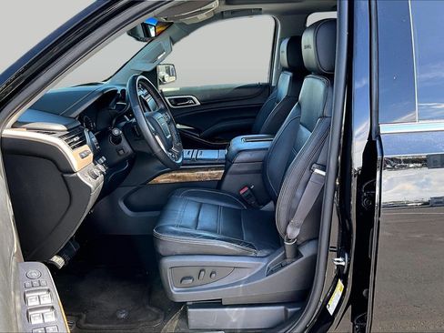 Used 2015 GMC Yukon Denali w/ Premium Package AWD/4WD image 26