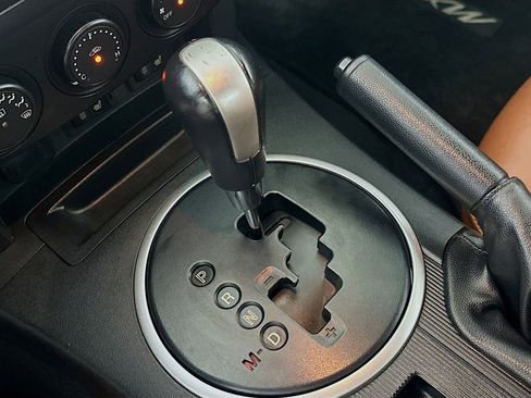 Used 2008 MAZDA MX-5 Miata Grand Touring image 22