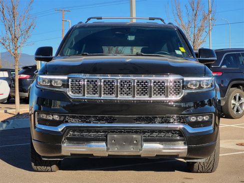 Used 2022 Jeep Grand Wagoneer Series III image 2