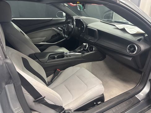 Used 2023 Chevrolet Camaro LT image 10