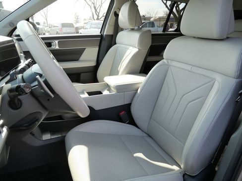Used 2025 Hyundai Santa Fe SEL AWD/4WD image 30