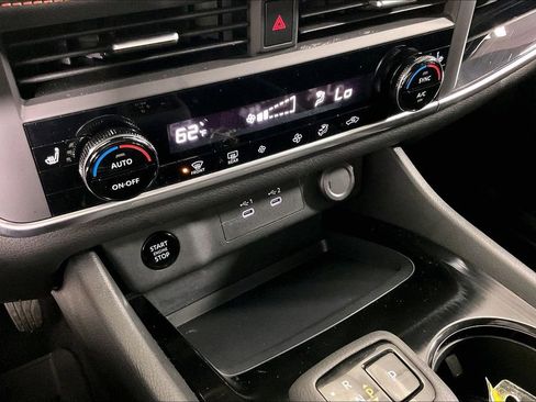 Certified 2025 Nissan Rogue Rock Creek image 32