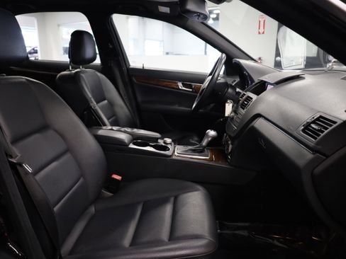 Used 2011 Mercedes-Benz C 300 4MATIC Sedan image 35