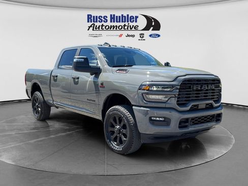 Used 2026 RAM 3500 Big Horn AWD/4WD image 9