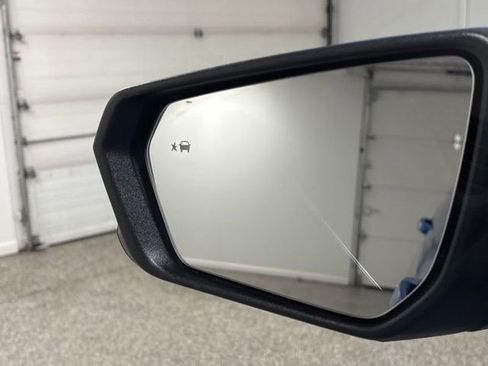 Used 2024 Chevrolet Equinox RS image 48