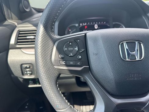 Used 2022 Honda Passport EX-L image 16