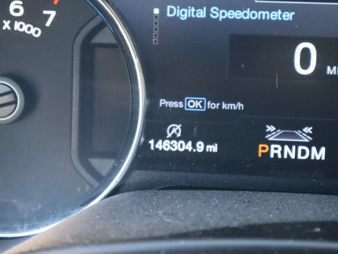Used 2019 Ford F150 Platinum w/ Equipment Group 701A Luxury AWD/4WD image 11