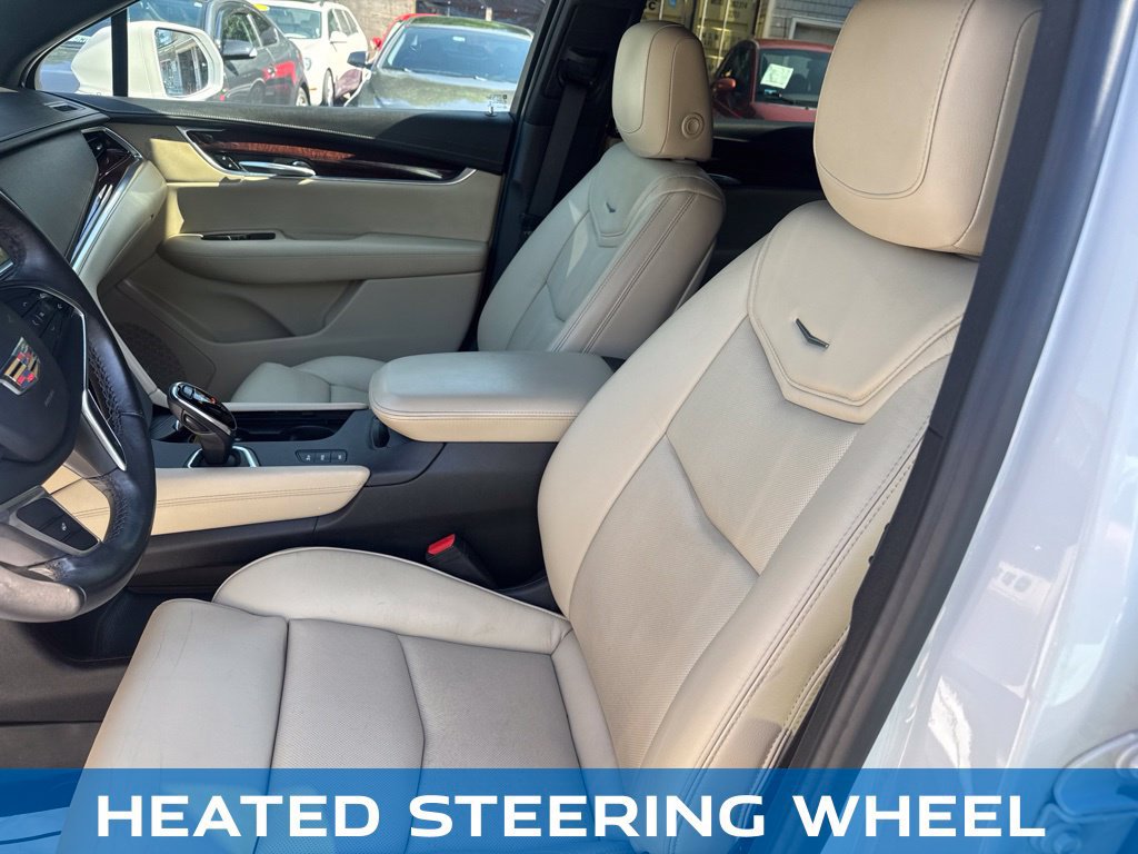 Used 2017 Cadillac XT5 Luxury AWD/4WD image 25