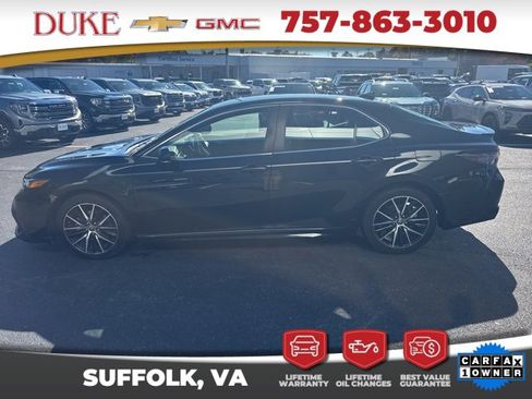 Used 2023 Toyota Camry SE image 19