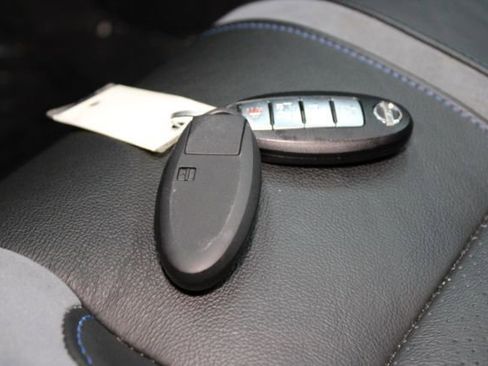 Used 2018 Nissan Leaf SL w/ SL Technology Package image 16