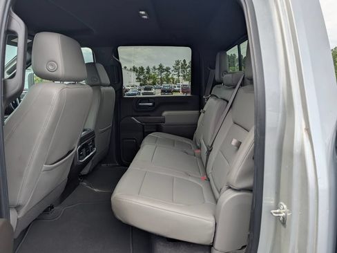 Used 2021 GMC Sierra 2500 SLT w/ SLT Convenience Package AWD/4WD image 16