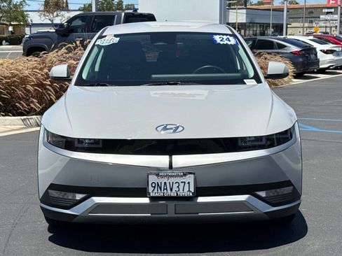 Used 2024 Hyundai Ioniq 5 SE RWD image 4