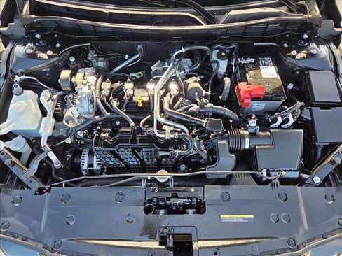 Used 2024 Nissan Altima 2.5 SV image 22