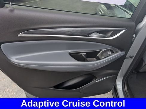 Used 2024 Buick Enclave Essence w/ Sport Touring Edition AWD/4WD image 15