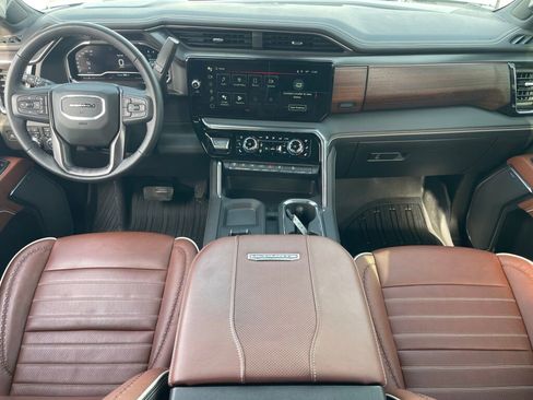 Certified 2025 GMC Sierra 2500 Denali Ultimate w/ Max Trailering Package image 26